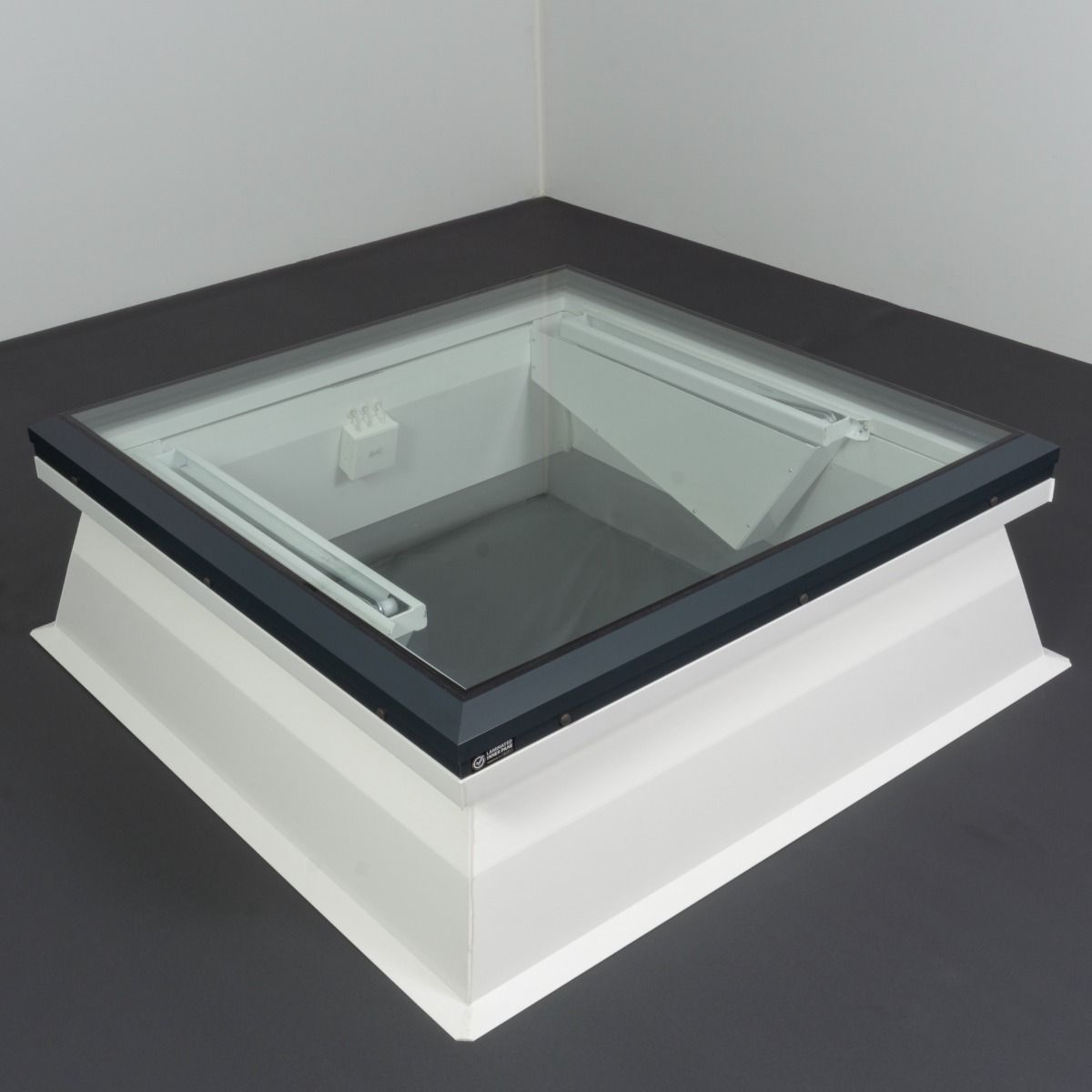 Skyseal | Flat Glass Powered Access Hatch